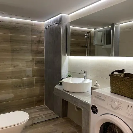 Green&grey Apartment