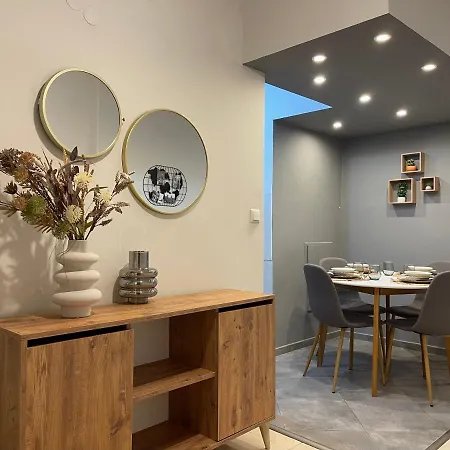 Green&grey Apartment *
